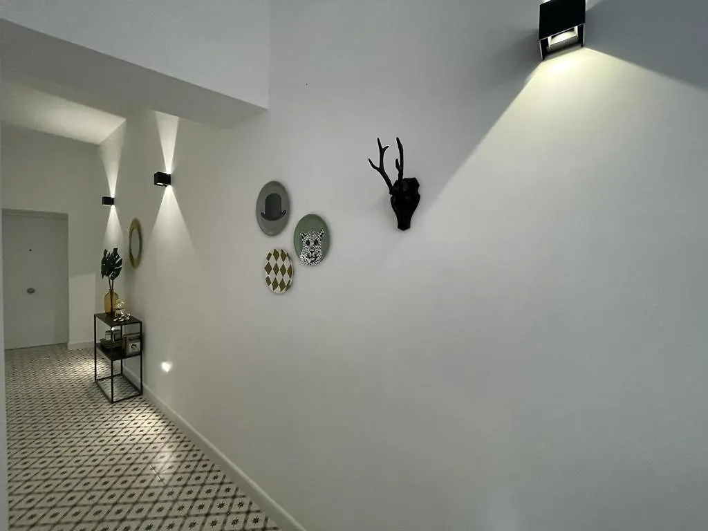 Apartamentos Sol Y Luna La Linea de la Concepcion