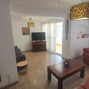 Visit Gibraltar In La Linea For Less! Apartament
